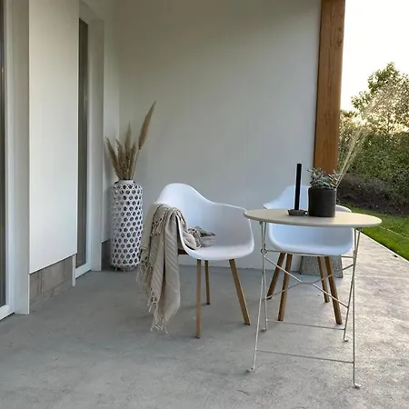 Stijlvol Met Veranda! Tuynloodz C Lägenhet *
