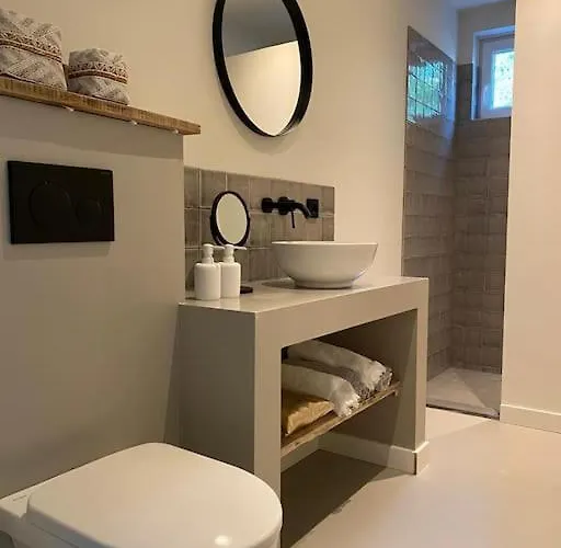 Apartamento Stijlvol Met Veranda! Tuynloodz C *