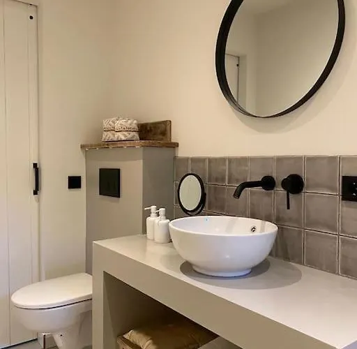 Stijlvol Met Veranda! Tuynloodz C Beers (North Brabant)